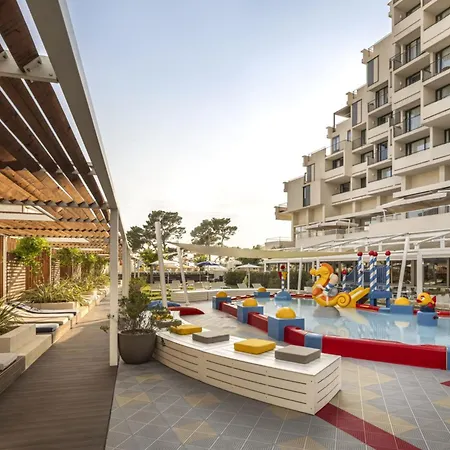 Valamar Meteor Hotel-3